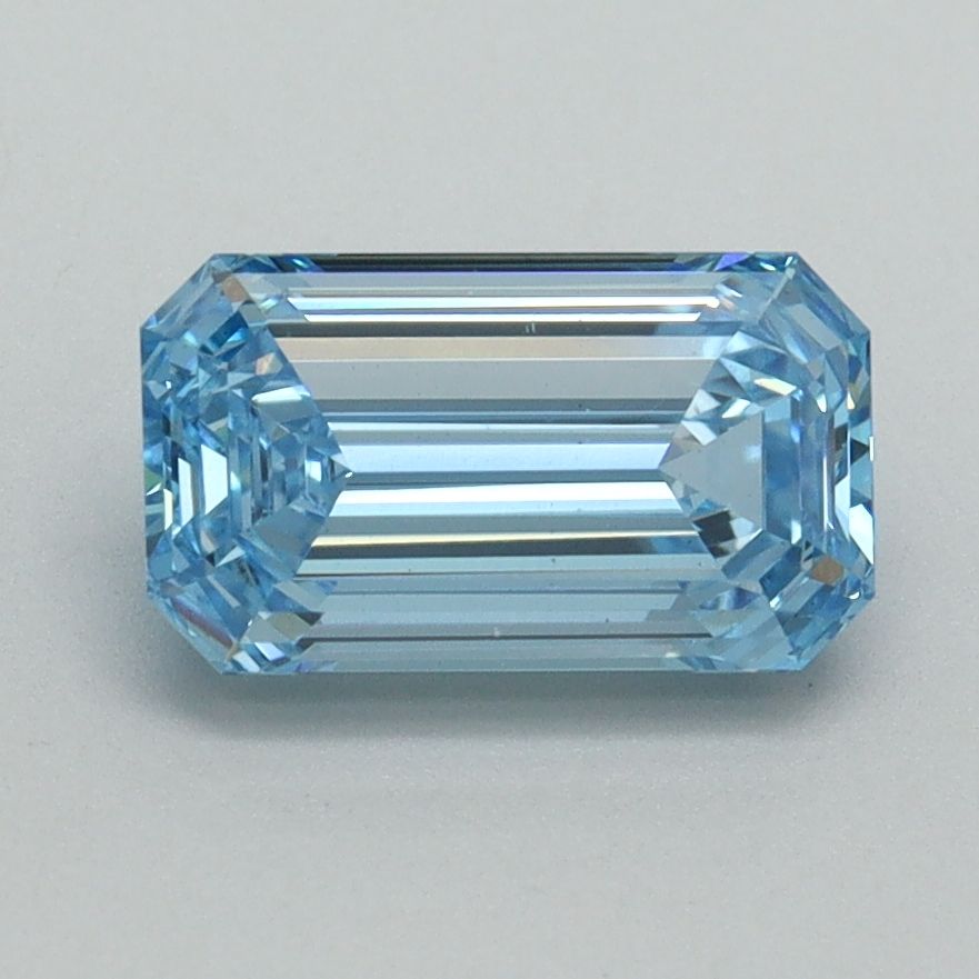 1.50 ct. emerald Lab Grown Diamond front image