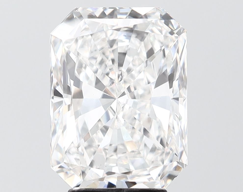 4.37 ct. radiant Lab Grown Diamond front image