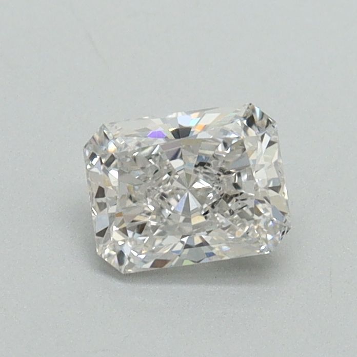 0.46 ct Radiant diamond