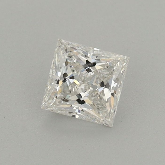0.4 ct lab-grown Princess Diamond