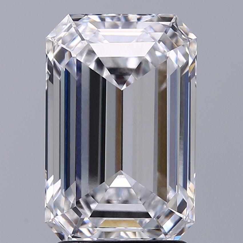 2.57 ct. emerald Lab Grown Diamond front image