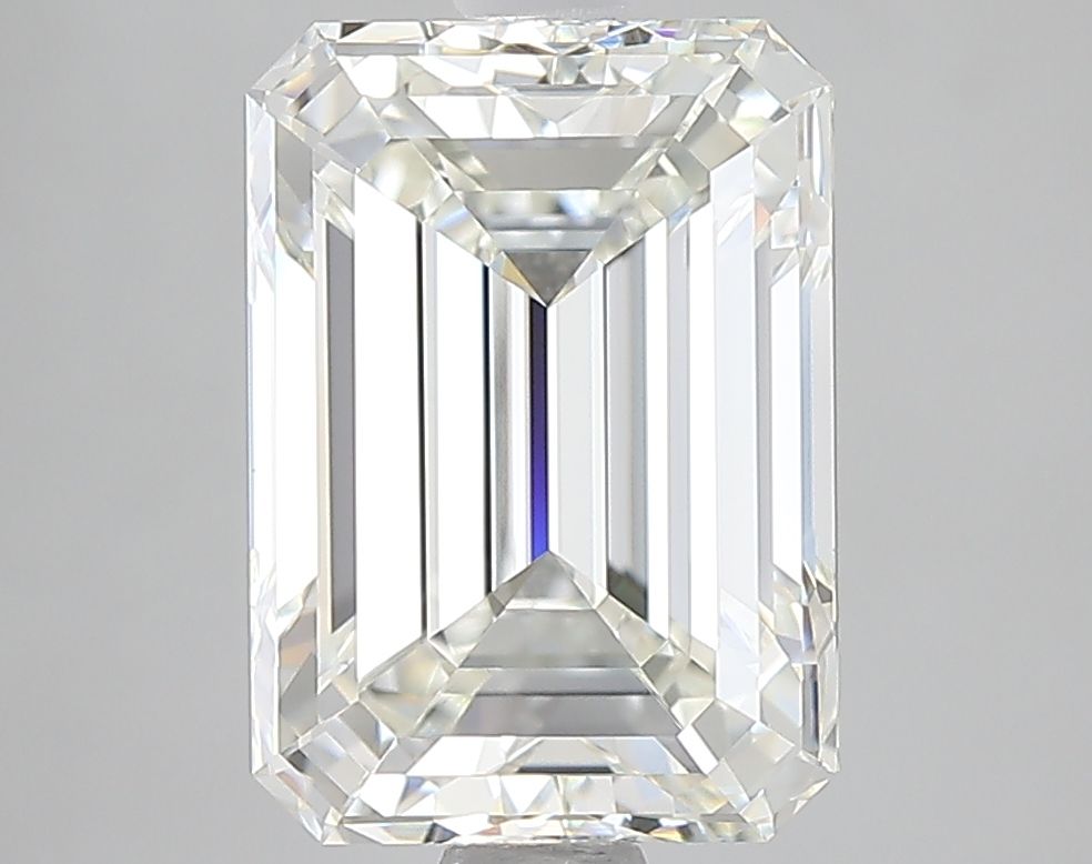 3.01 ct Emerald diamond