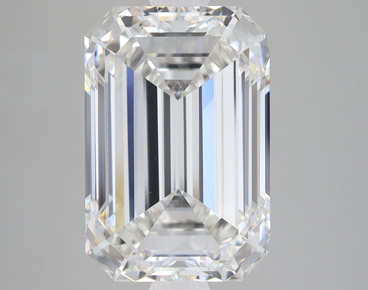 6.07 ct. emerald Lab Grown Diamond front image