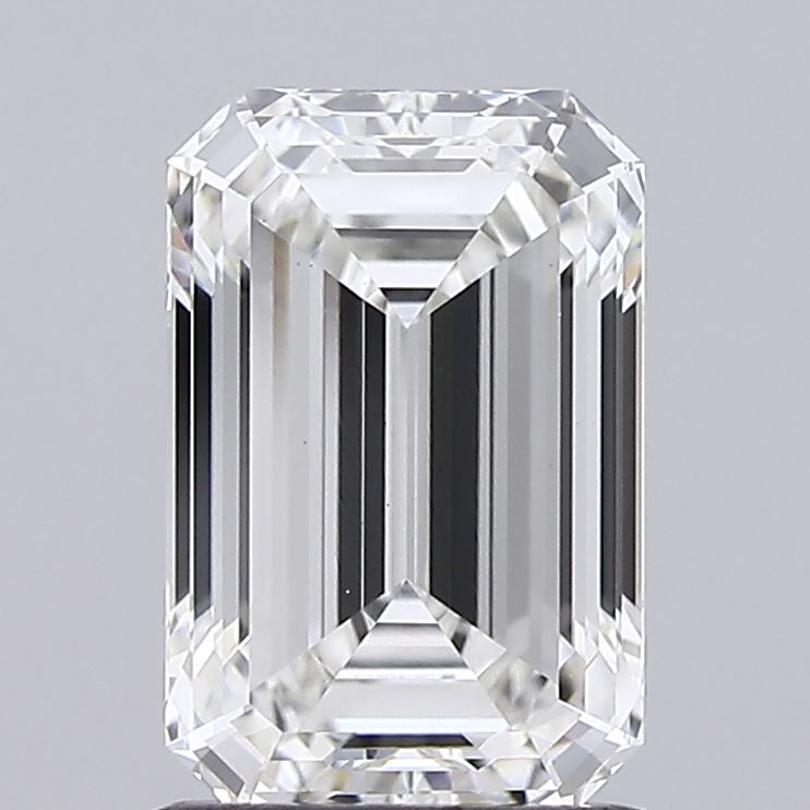 1.62 ct Emerald diamond