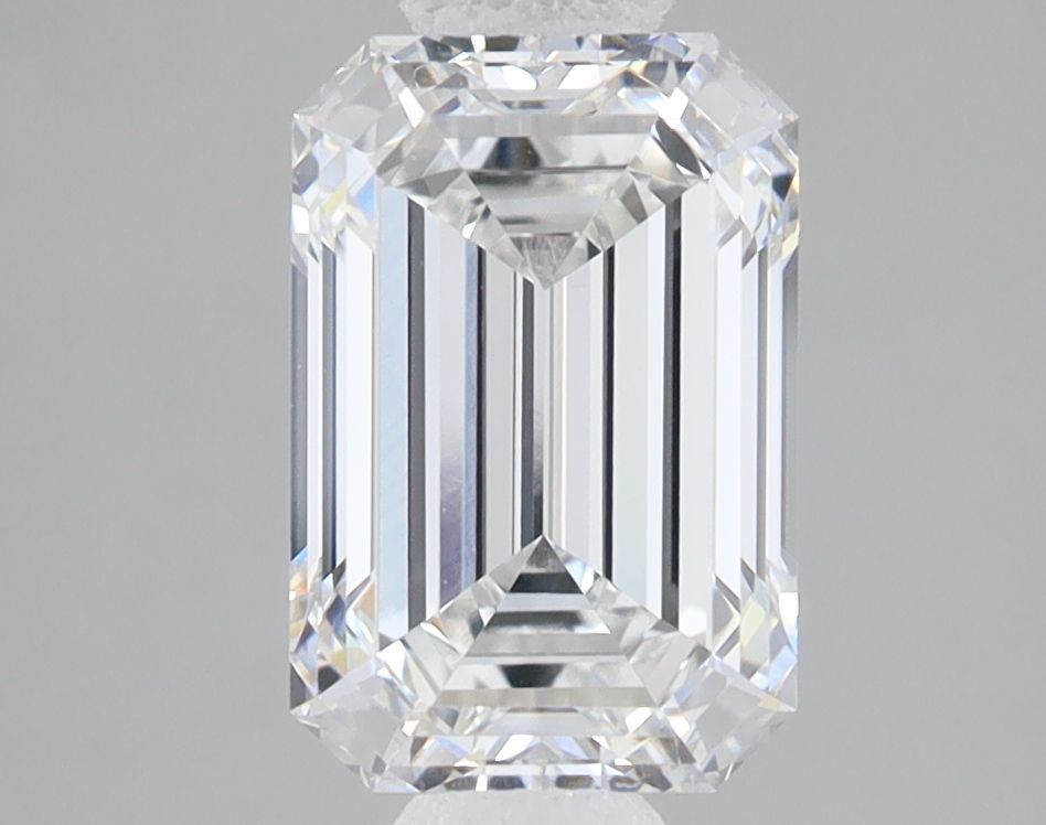 2.51 ct. emerald Lab Grown Diamond front image