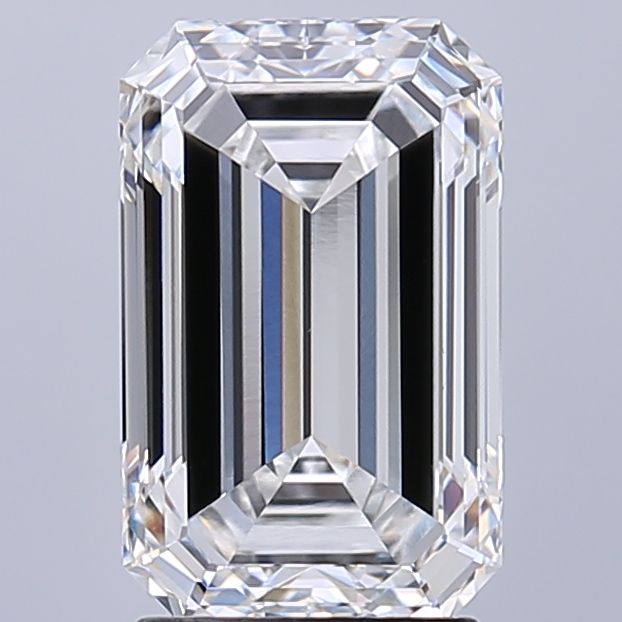 2.57 ct. emerald Lab Grown Diamond front image
