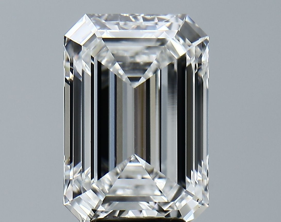 5.24 ct. emerald Lab Grown Diamond front image
