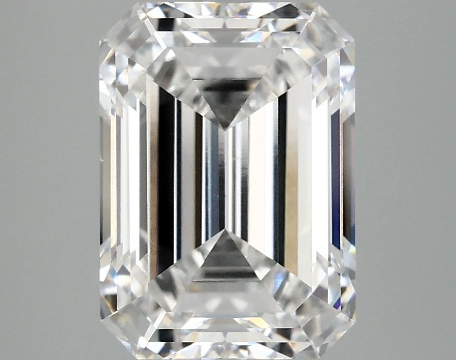 3.91 ct. emerald Lab Grown Diamond front image