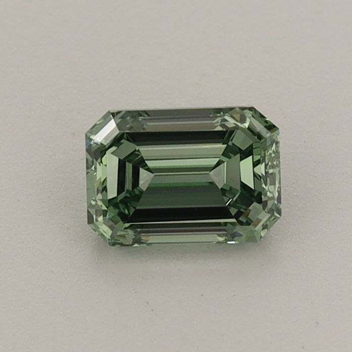 0.51 CT Fancy Vivid Green EMERALD