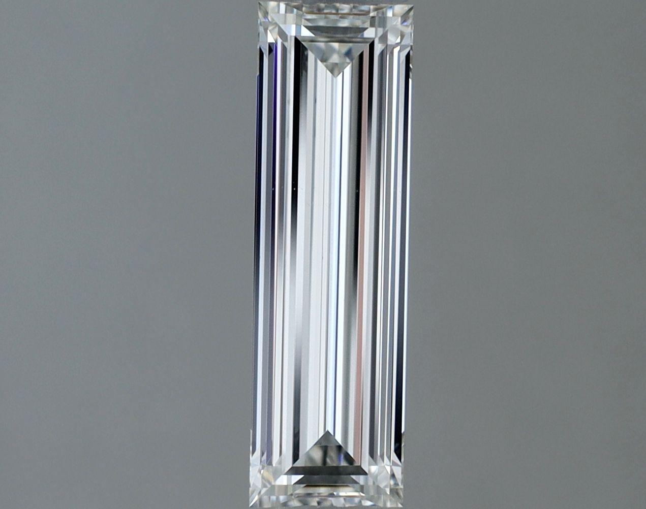 0.5 ct lab-grown Baguette Diamond
