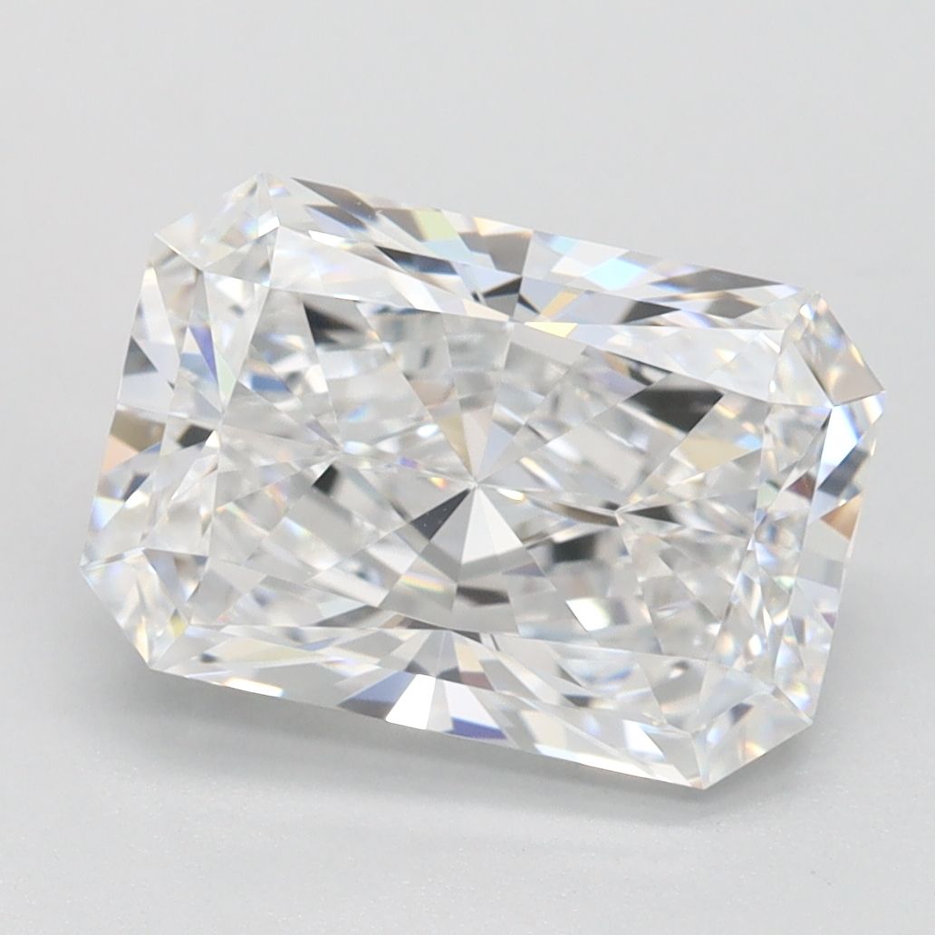 2.61 ct. radiant Lab Grown Diamond front image
