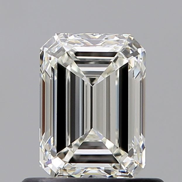 0.80 ct Emerald diamond