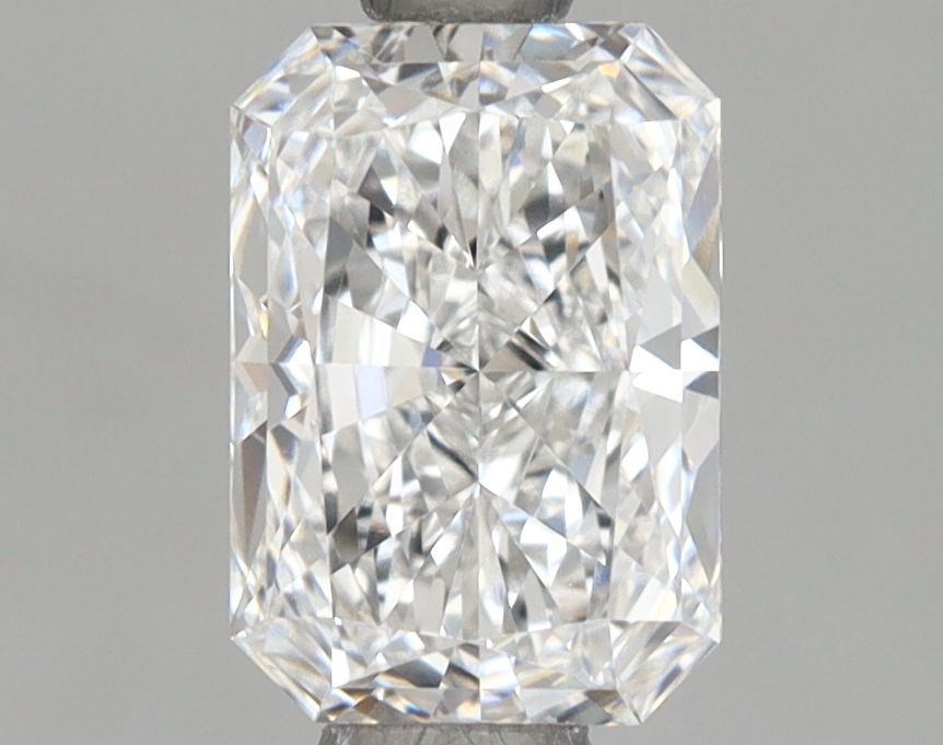 1.15 ct Radiant diamond