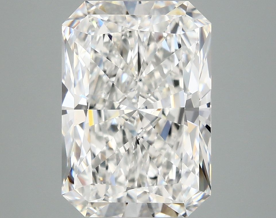 3.73 ct. radiant Lab Grown Diamond front image