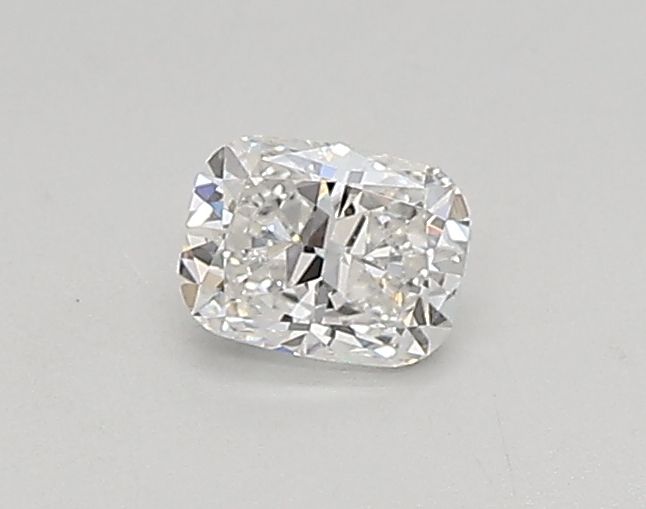 0.3 ct lab-grown Cushion modified Diamond