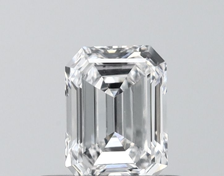 0.42 ct lab-grown Emerald Diamond