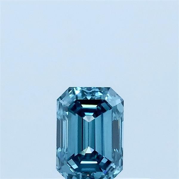 0.33 ct lab-grown Emerald Diamond