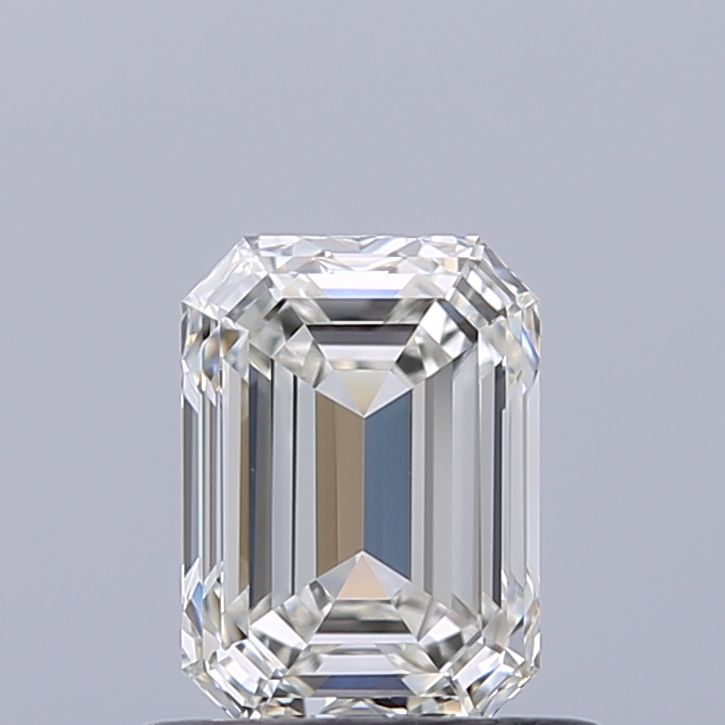 0.70 ct Emerald diamond