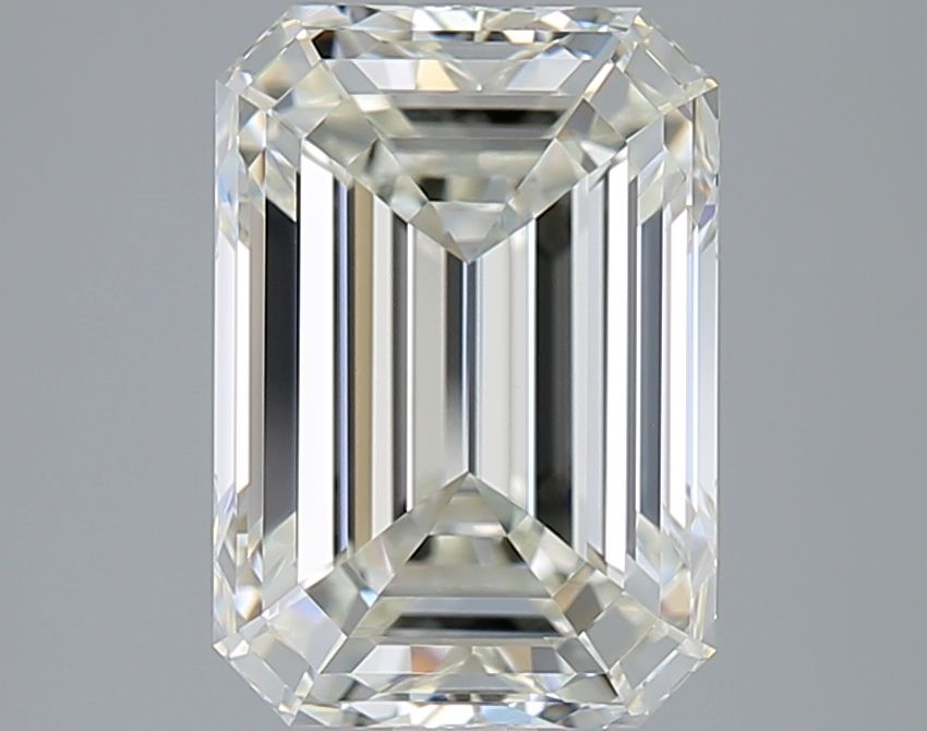 3.01 ct Emerald diamond