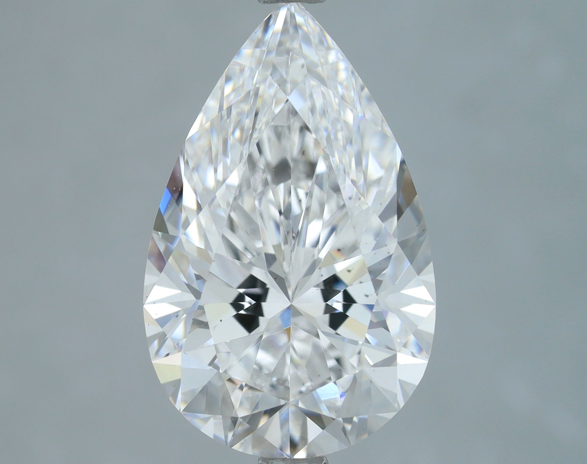 4.01 carat d VS2 EX Cut IGI pear diamond