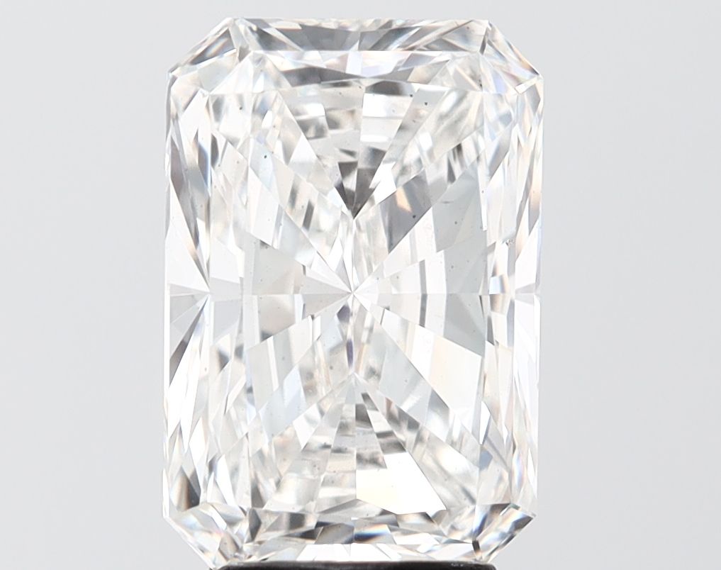 3.91 ct. radiant Lab Grown Diamond front image