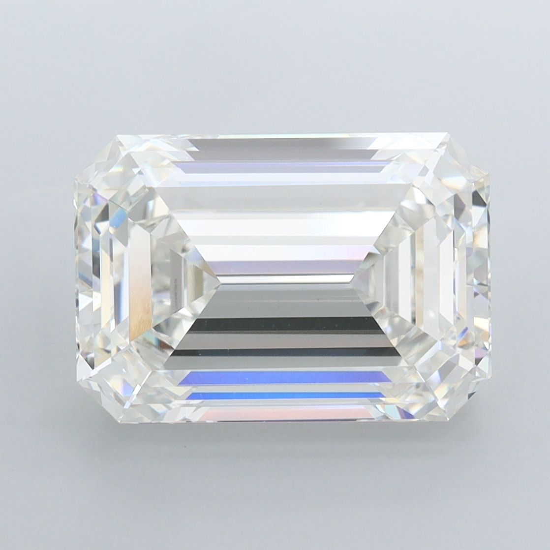 5.62 ct. emerald Lab Grown Diamond front image