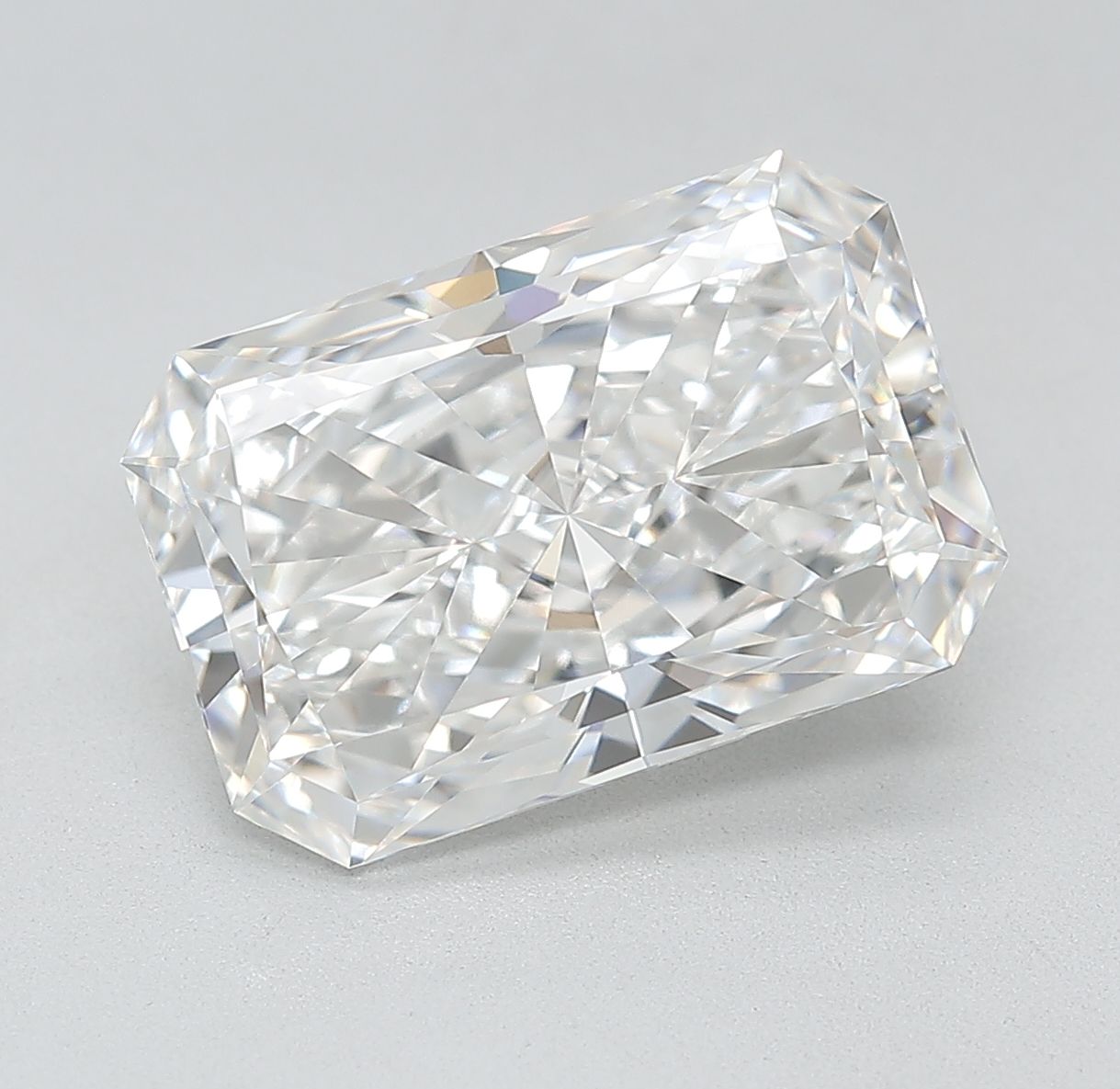 4.92 ct. radiant Lab Grown Diamond front image