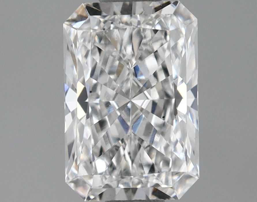 1.05 ct lab-grown Radiant Diamond