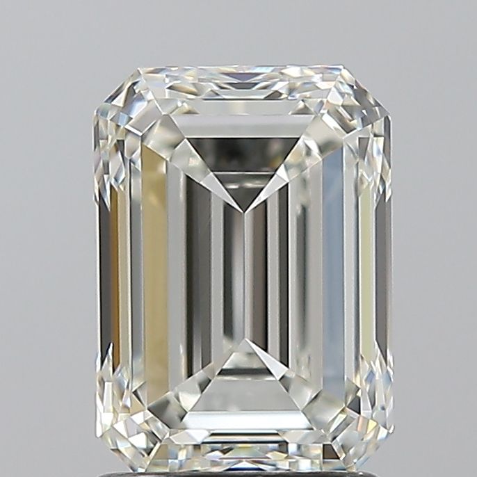 2.01 ct Emerald diamond
