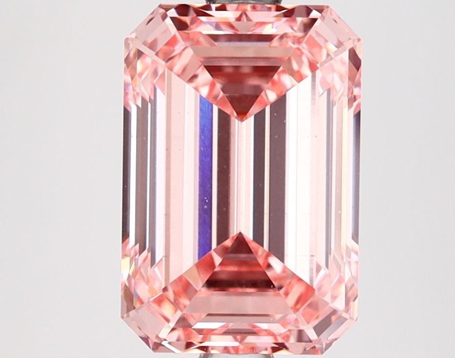 2.89 ct Emerald diamond