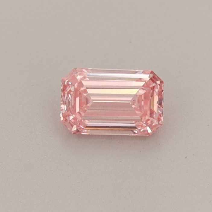 0.27 ct lab-grown Emerald Diamond