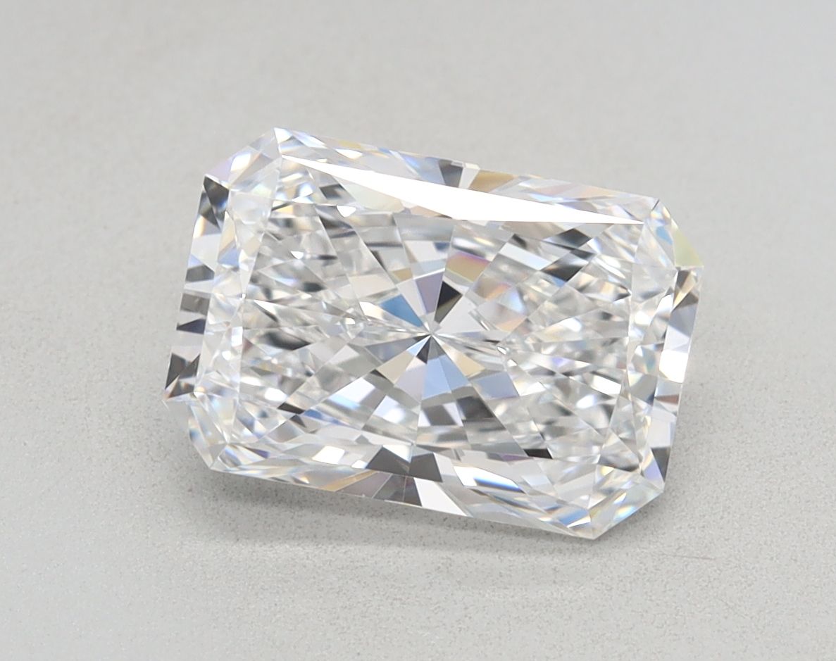 1.57 ct. radiant Lab Grown Diamond front image
