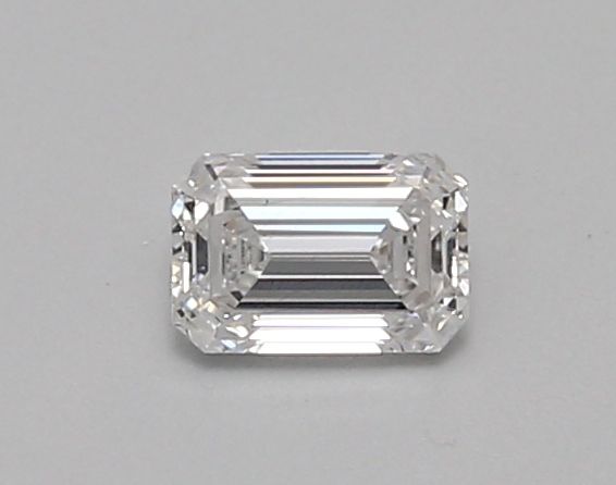 0.45 ct lab-grown Emerald Diamond