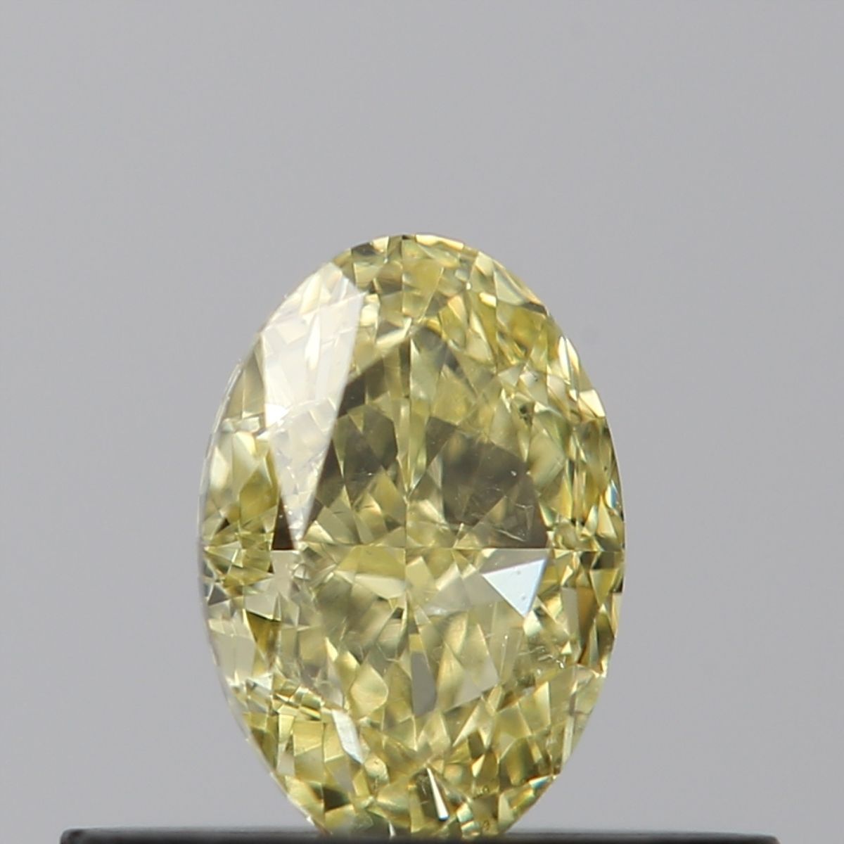 0.40ct Oval diamond