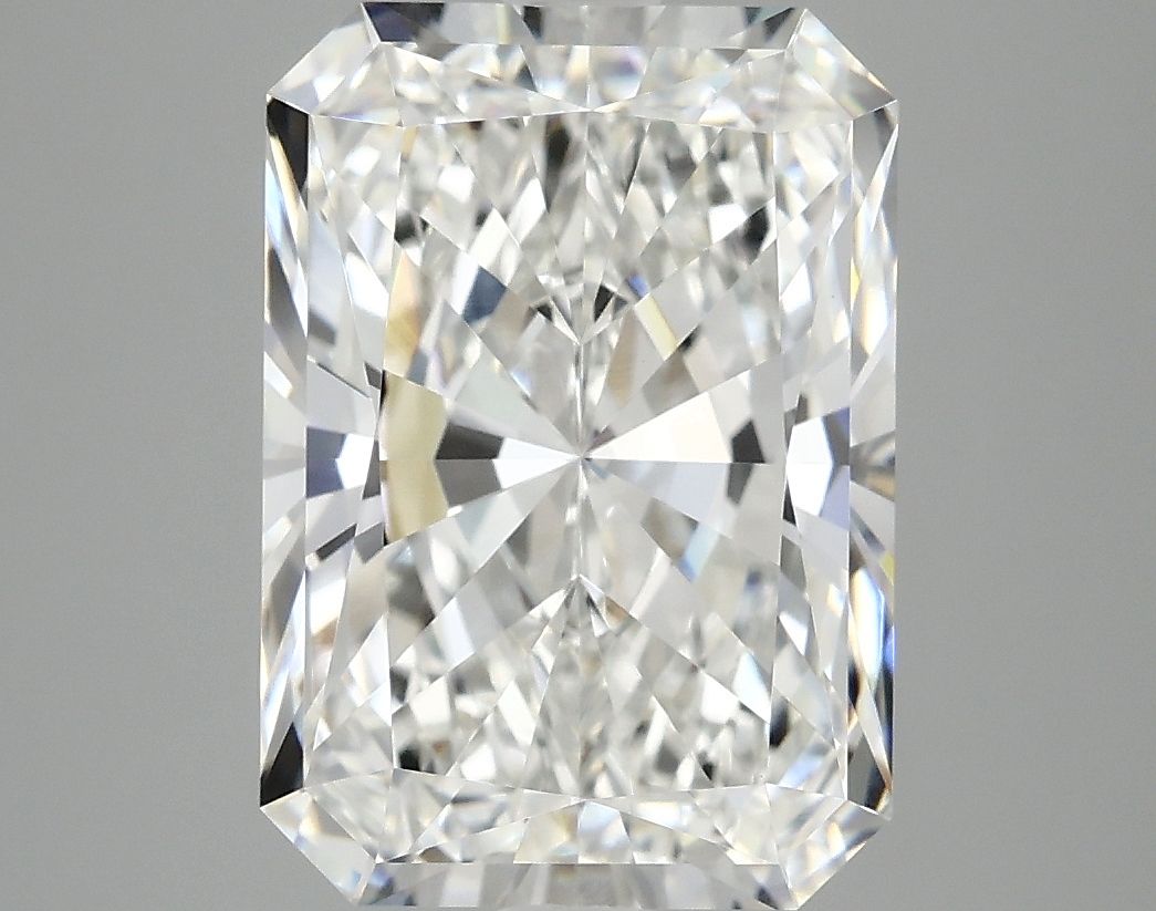 5.00 ct. radiant Lab Grown Diamond front image