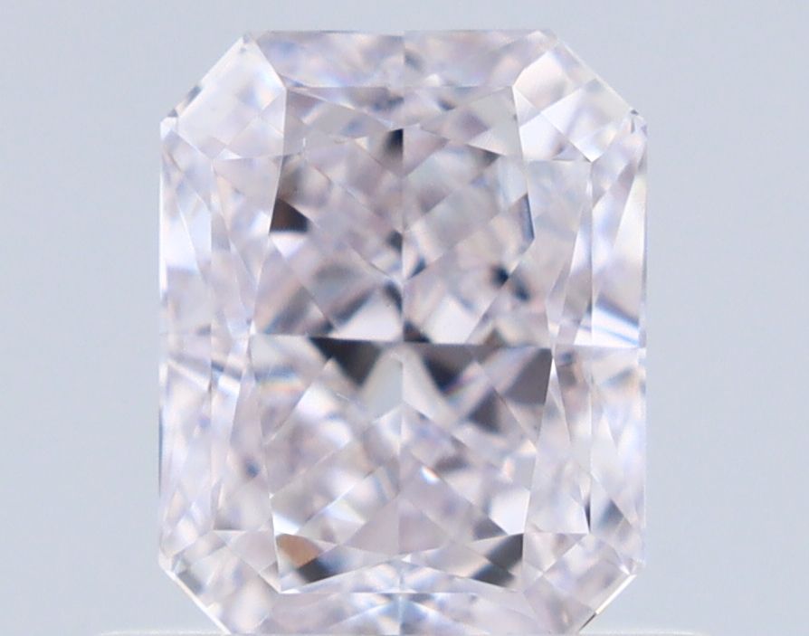 0.70 ct Radiant diamond