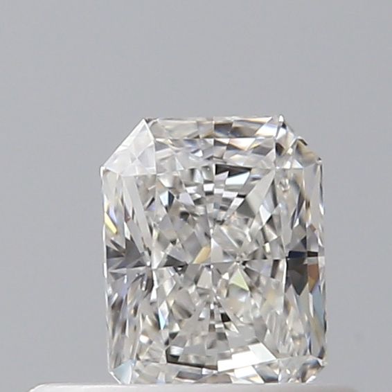 0.41 ct Radiant diamond