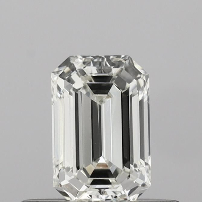 0.39 ct Emerald Diamond
