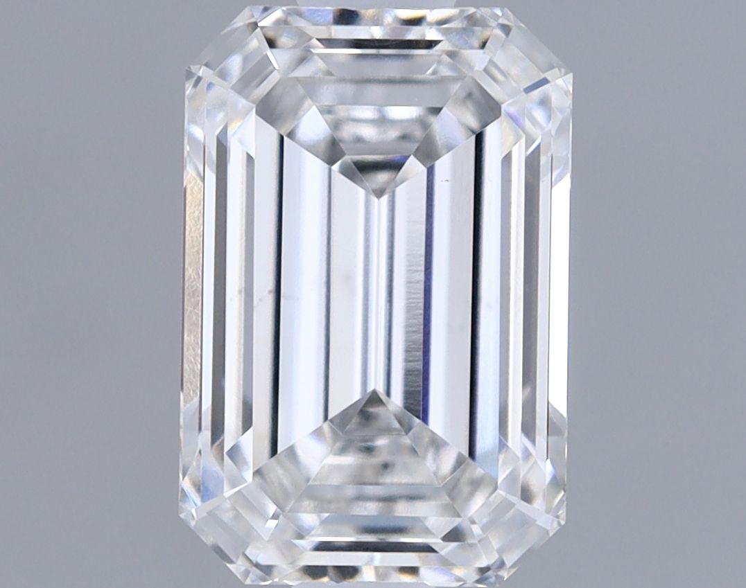 1.10 ct. emerald Lab Grown Diamond front image