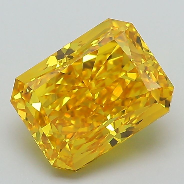 2.35 ct Radiant diamond