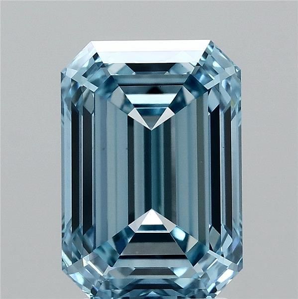 3.69 ct Emerald diamond