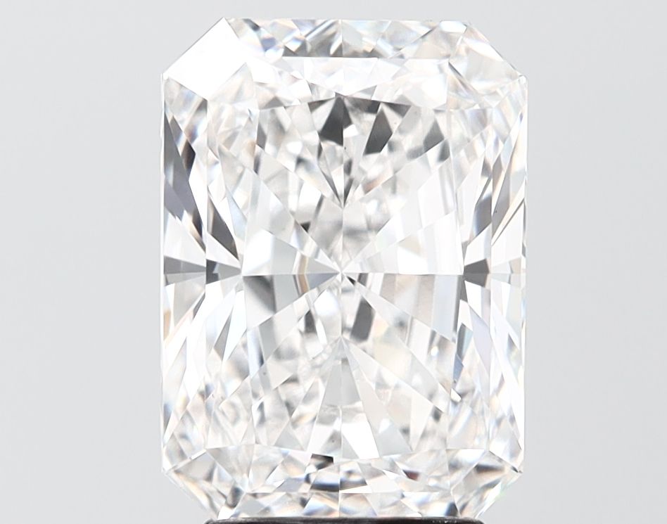 3.81 ct. radiant Lab Grown Diamond front image