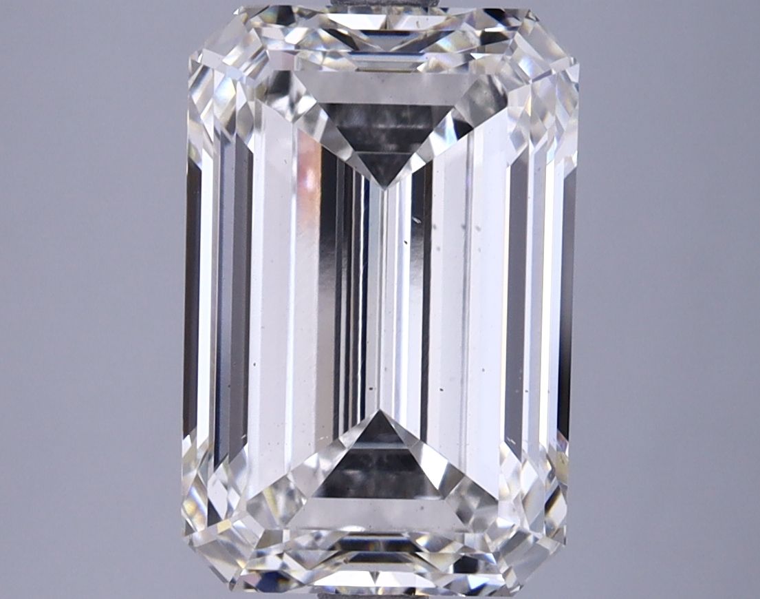4.64 ct. emerald Lab Grown Diamond front image
