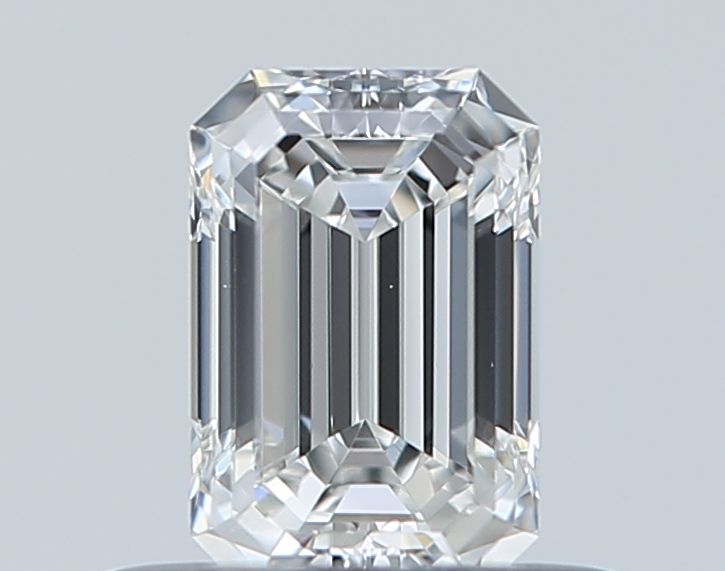 0.41 ct Emerald diamond