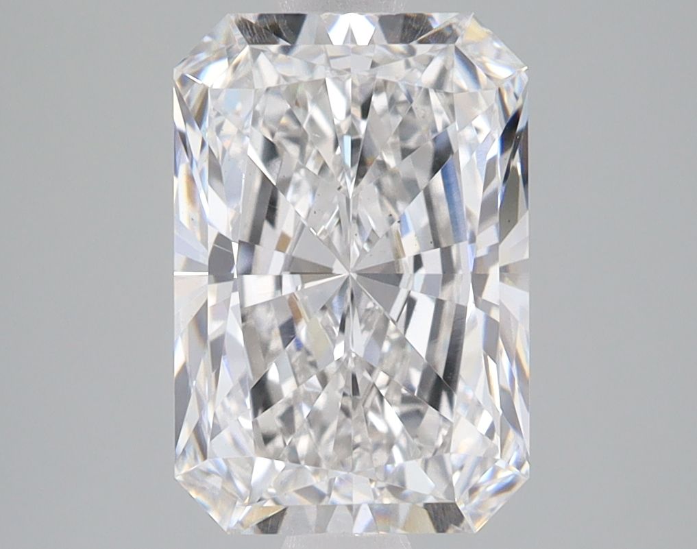 3.04 ct. radiant Lab Grown Diamond front image