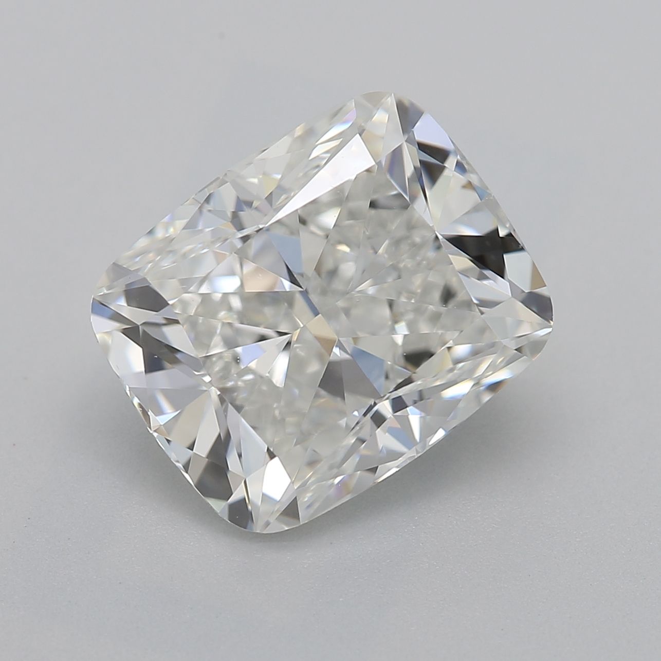 3.01 ct Cushion Brilliant diamond