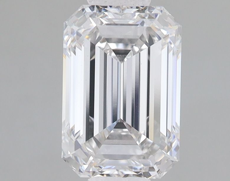 1.60 ct Emerald diamond