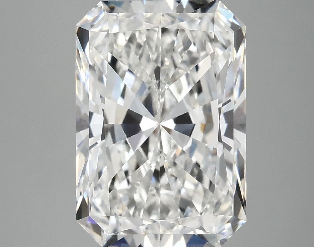 4.34 ct. radiant Lab Grown Diamond front image