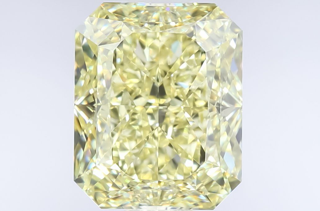 2.30 ct Radiant diamond