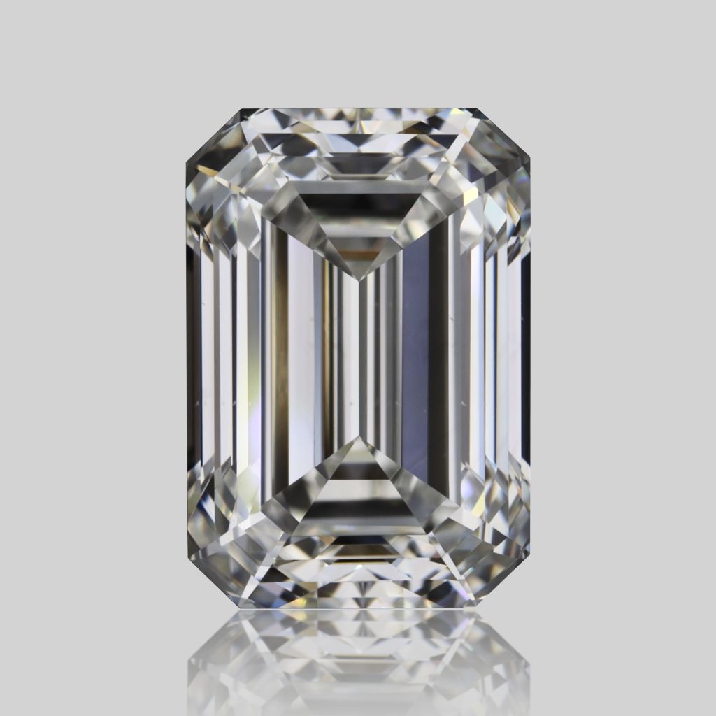 2.01 ct Emerald diamond